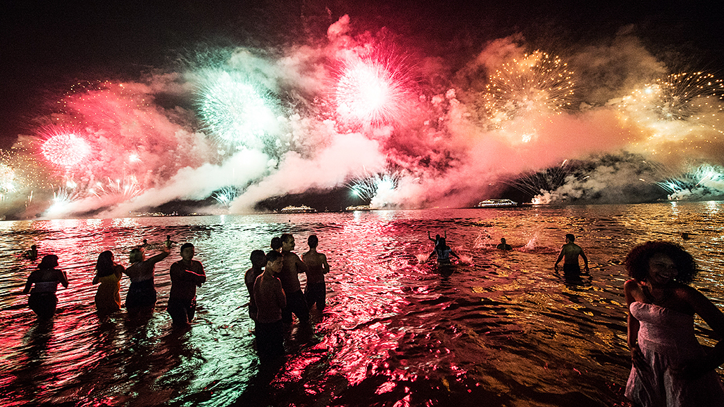 Celebração do Ano-Novo na praia de Copacabana, no Rio de Janeiro