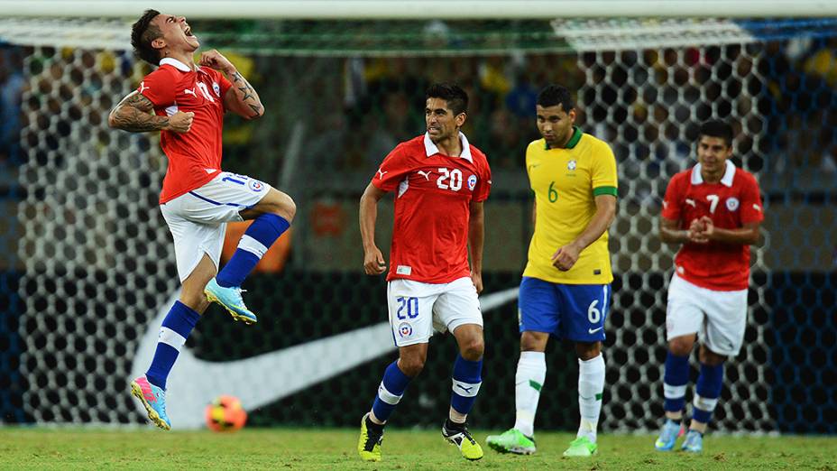 O Brasil empatou por 2 a 2 com o Chile na noite desta quarta-feira, no Mineirão, em Belo Horizonte