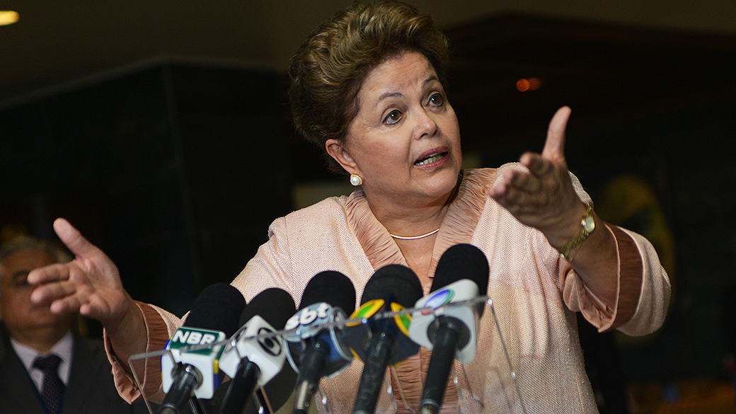 Presidente Dilma Rousseff durante entrevista coletiva