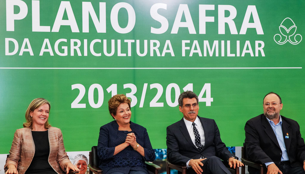 Presidente Dilma Rousseff participa de cerimônia de lançamento do Plano Safra da Agricultura Familiar, em Brasília