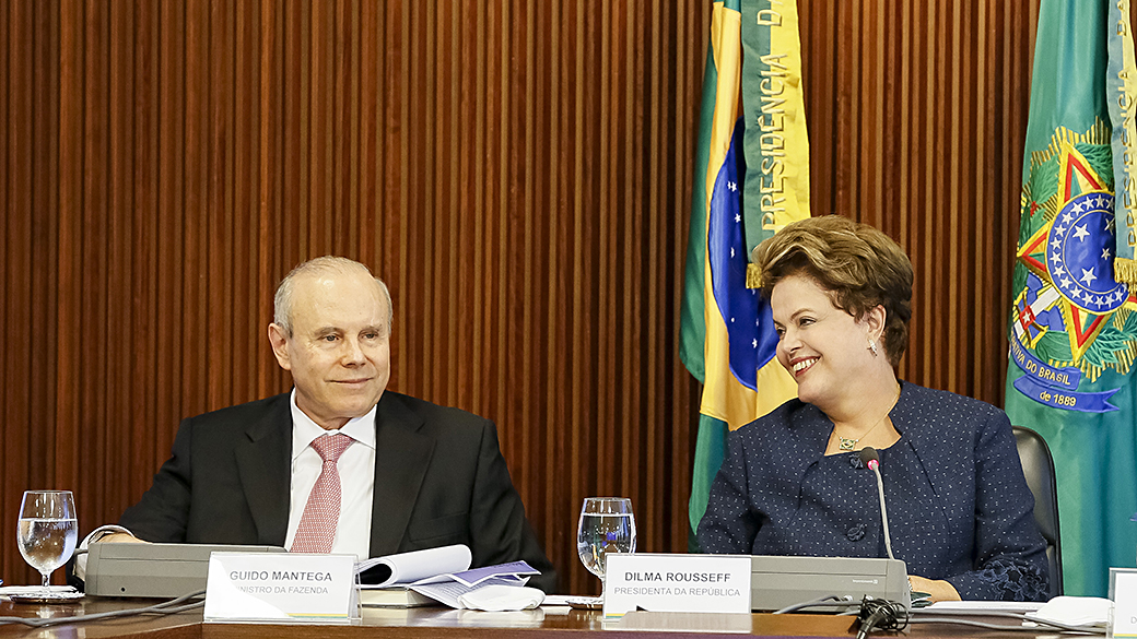 Presidente Dilma Rousseff durante Fórum Nacional da Indústria no Palácio do Planalto