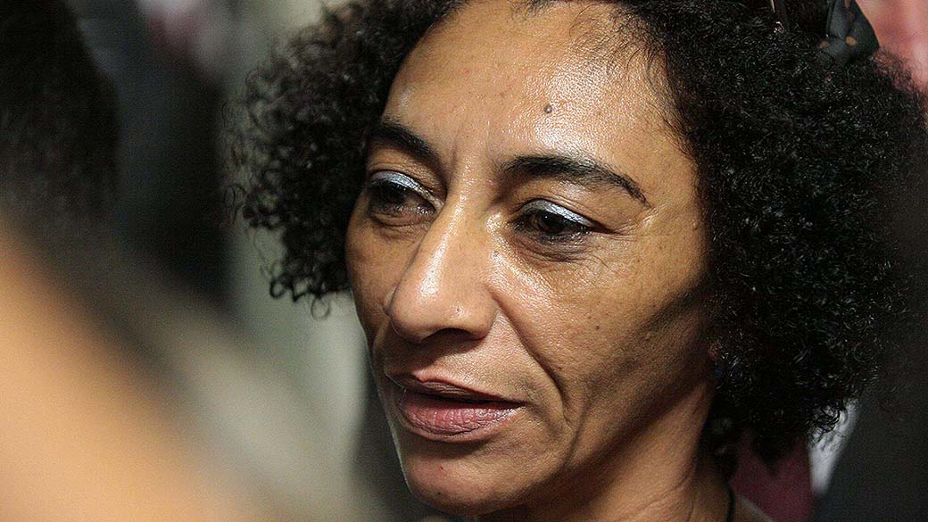 Elisabete Gomes da Silva, viúva do pedreiro Amarildo, foi detida por desacato no Rio