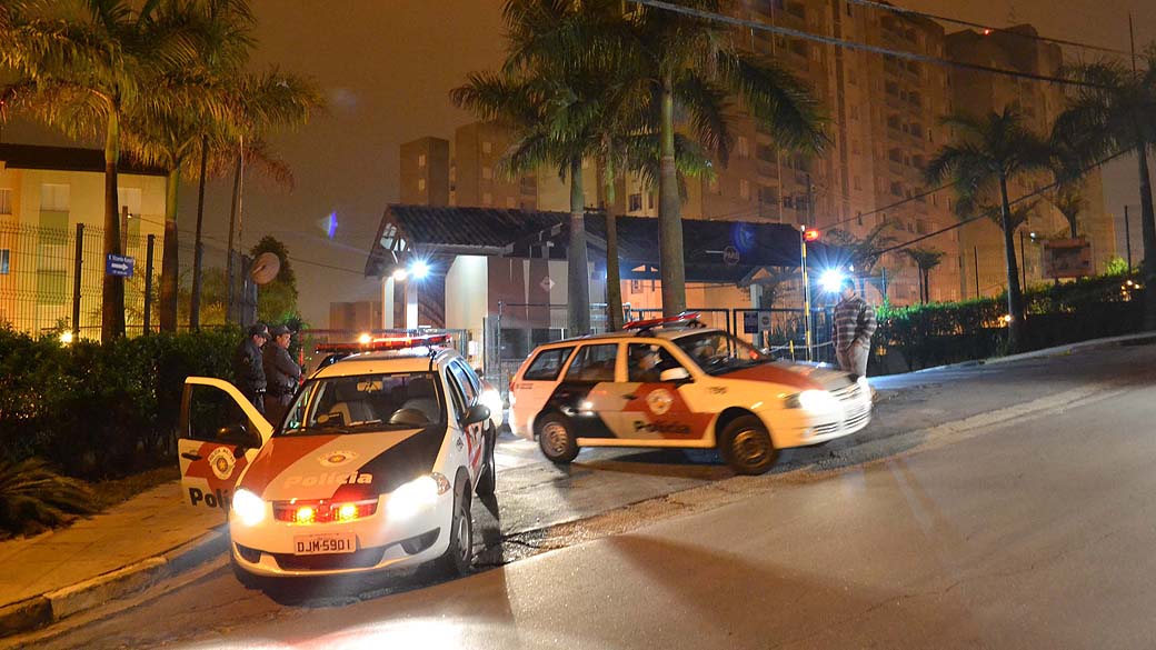 Boliviano encontrou os corpos da namorada e dos filhos dela na noite desta segunda