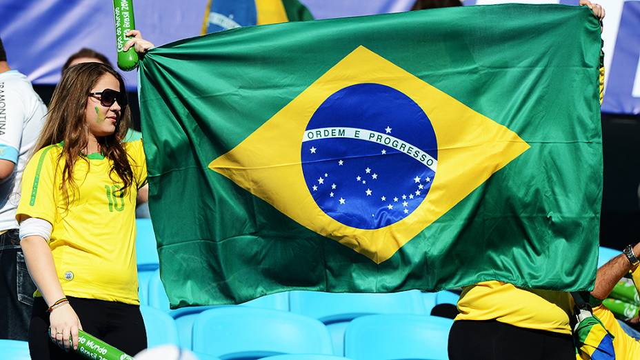Torcedores durante jogo do Brasil contra França, na Arena do Grêmio, em Porto Alegre