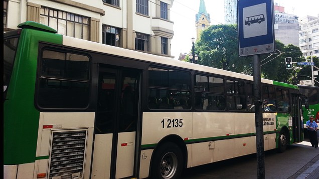 Ônibus parados no Largo do Paissandú, região central da capital paulista