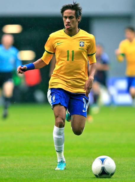 Neymar no amistoso entre Brasil e Japão, na Polônia