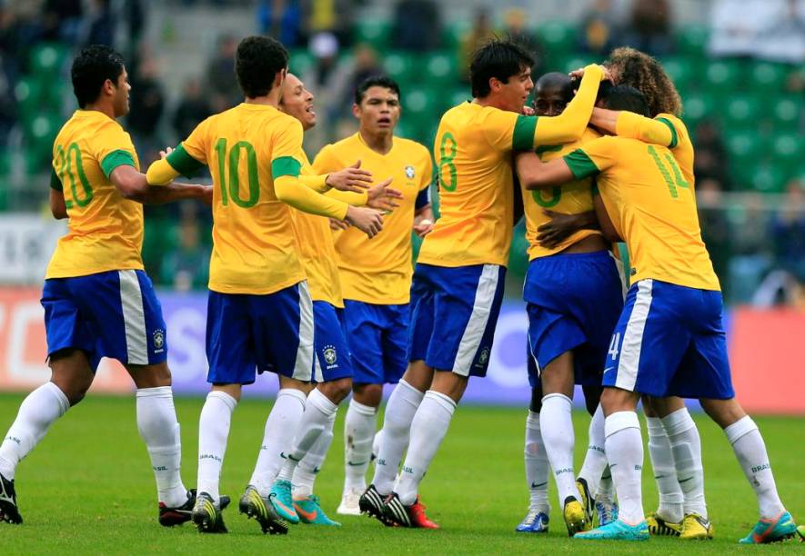 Comemoração do primeiro gol do Brasil contra o Japão