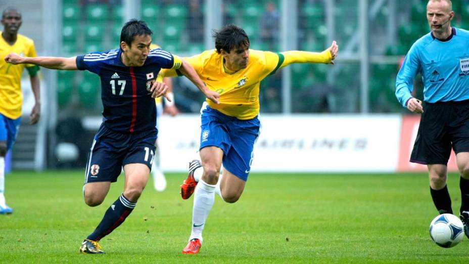 Kaká no amistoso entre Brasil e Japão, na Polônia