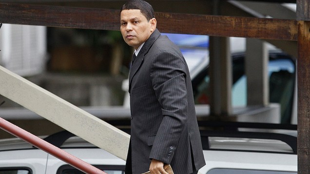 Mizael Bispo chega nesta quinta feira (14), para o quarto dia de julgamento, no fórum de Guarulhos, pelo assassinato da advogada Mércia Nakashima em maio de 2010