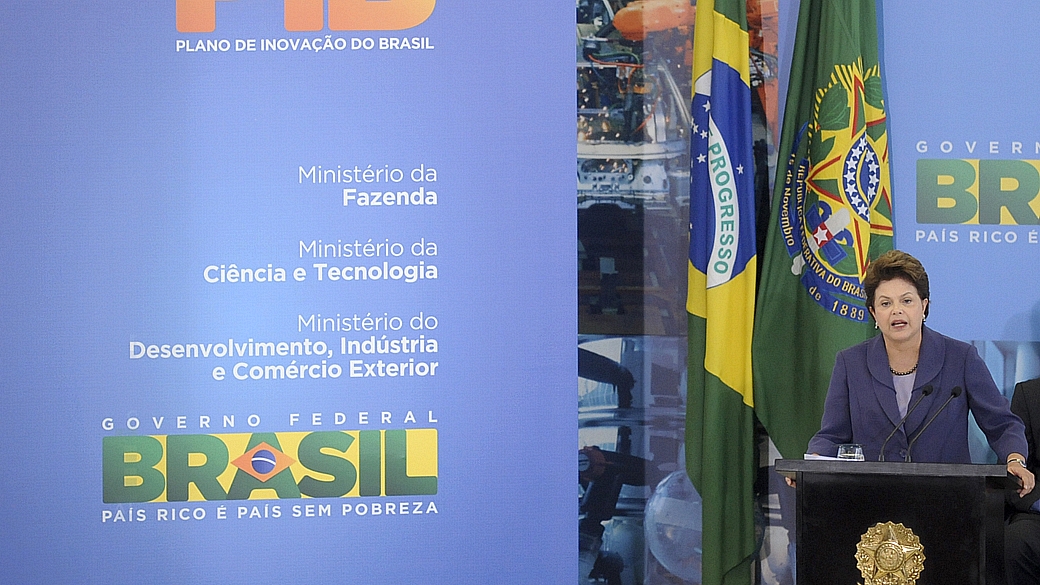 Nova política industrial é lançada pela presidente Dilma Rousseff em cerimônia no Palácio do Planalto