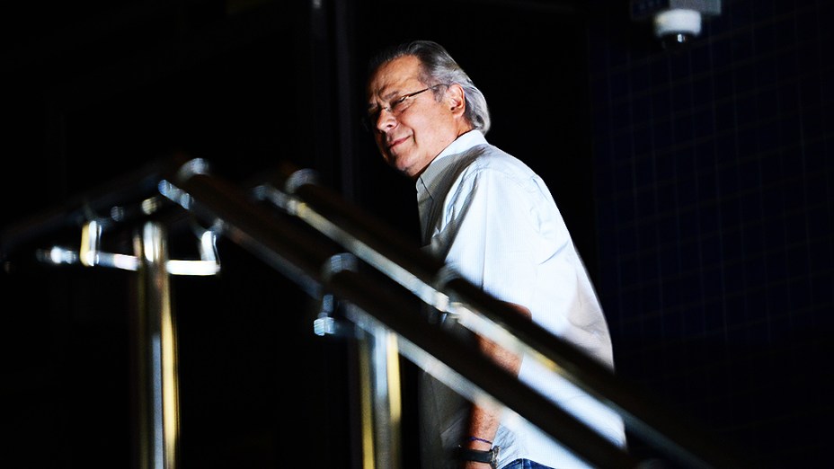 O ex-ministro chega à sede da PF, em São Paulo