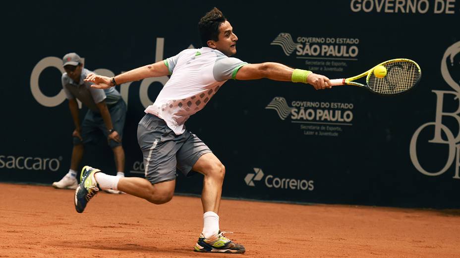Almagro derrota Robredo e vai às quartas no Brasil Open 2015, no Ginásio do Ibirapuera em São Paulo (SP)