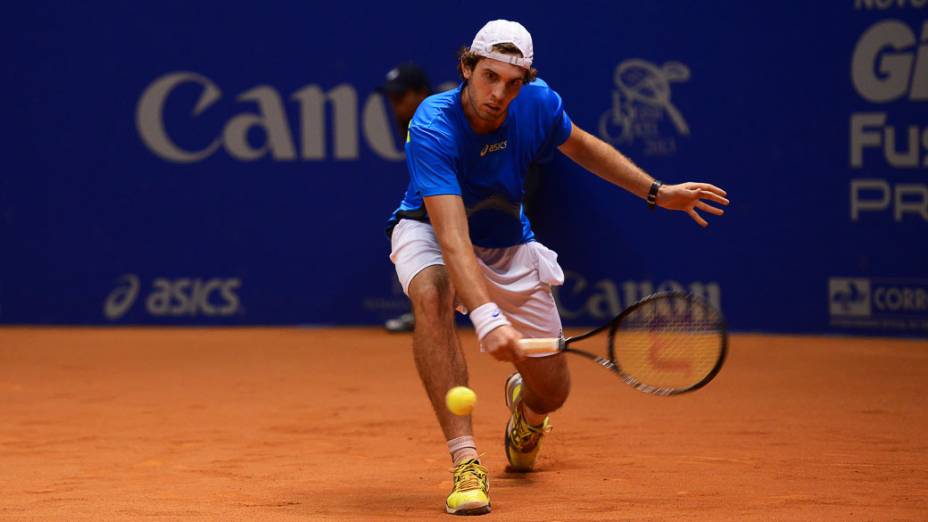 Guilherme Clezar derrotado por Thomaz Bellucci em sua estréia pelo Brasil Open