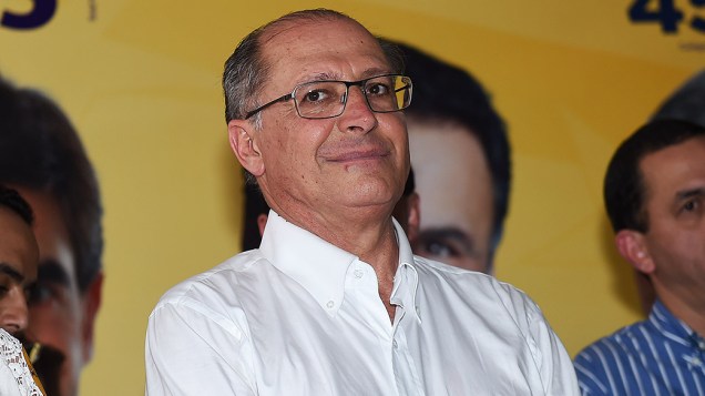 O candidato a reeleição ao governo do Estado de São Paulo, Geraldo Alckmin, durante campanha em Ribeirão Preto, no interior paulista