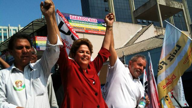 A candidata Dilma Rousseff (PT) faz campanha na companhia de Lula pelas ruas de São Bernardo do Campo, na grande São Paulo - 02/09/2014