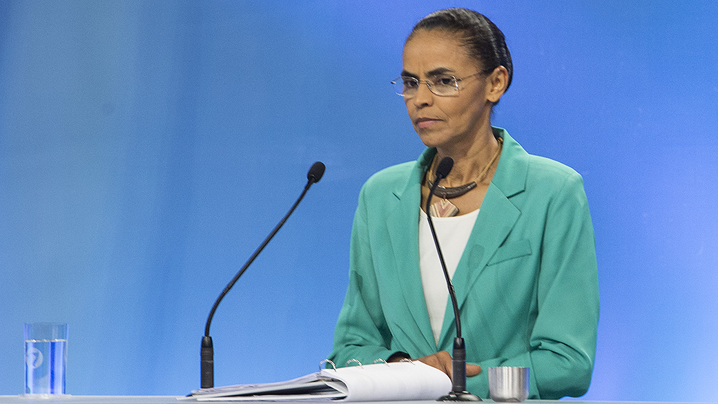 Marina Silva participa do debate na TV Record na noite deste domingo (28)