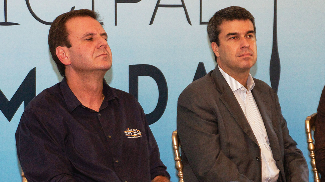 O prefeito do Rio de Janeiro Eduardo Paes e o deputado federal Rodrigo Bethlem (PMDB-RJ) em 2013