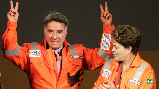 Eike Batista, CEO do Grupo EBX, e a Presidente Dilma Rousseff, durante cerimônia em comemoração do início da produção de petróleo da OGX, de Batista e gás da empresa, no Complexo Industrial do Superporto do Açu, em São João da Barra, no Rio de Janeiro