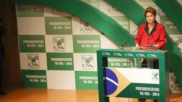 Dilma Rousseff participa do encontro na Confederação da Agricultura e Pecuária do Brasil (CNA), em Brasília - 06/08/2014