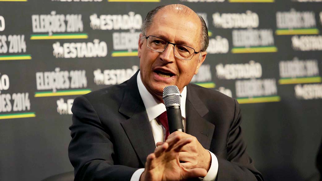 O cadidato ao governo de São Paulo, Geraldo Alckmin (PSDB), durante sabatina do Estadão