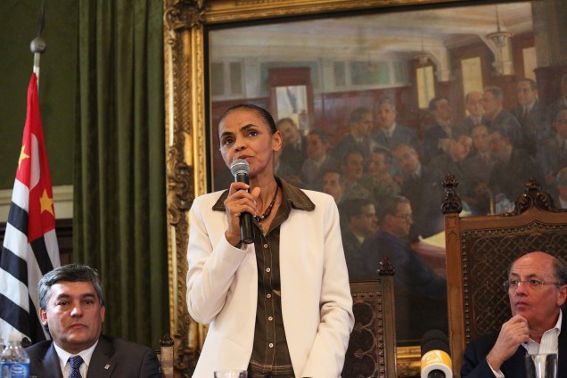 A candidata do PSB à Presidência da República, Marina Silva, participa de encontro na Faculdade de Medicina da USP - 03/09/2014