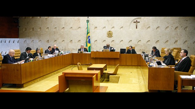 Ministros do STF durante julgamento dos embargos no caso do Mensalão