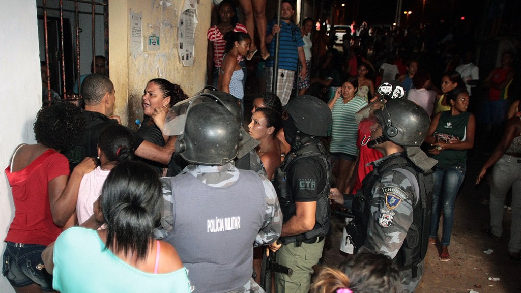 Rebelião na casa de detenção do Complexo Penitenciário de Pedrinhas, na capital maranhense, deixou o saldo de nove mortos e 20 feridos em outubro de 2013