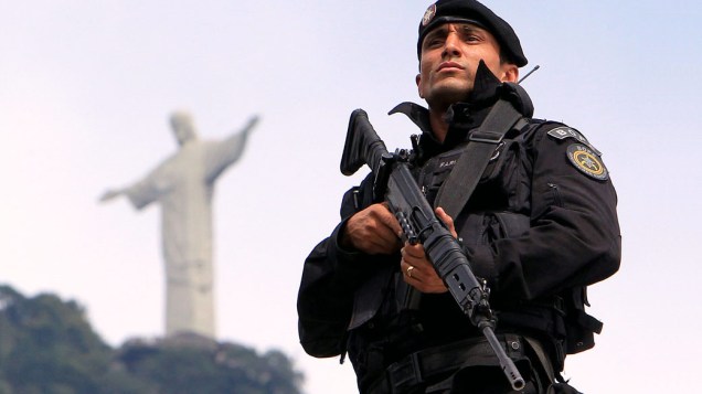 Policía Militar ocupa a comunidade Cerro-Corá, para a instalação da 33ª Unidade de Polícia Pacificadora
