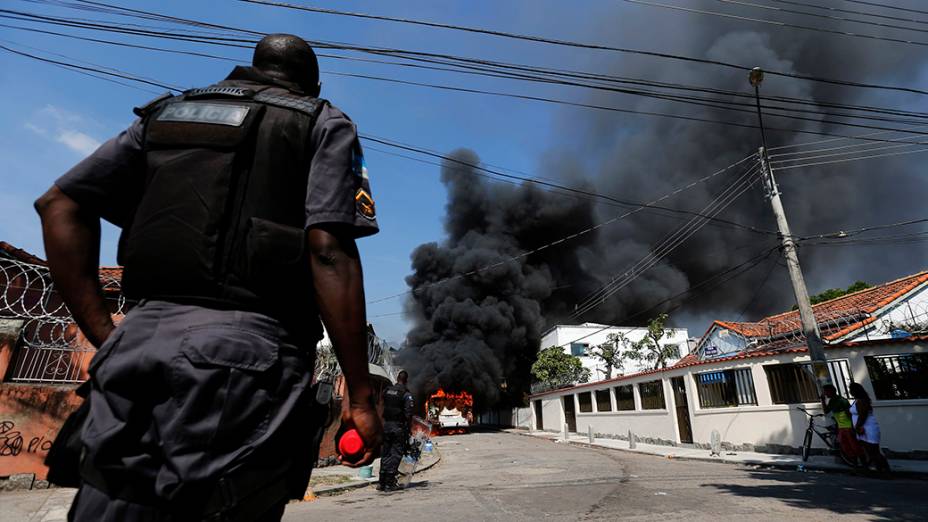 Reintegração de posse do terreno da empresa de telefonia Oi, situado no Engenho Novo, Zona Norte do Rio