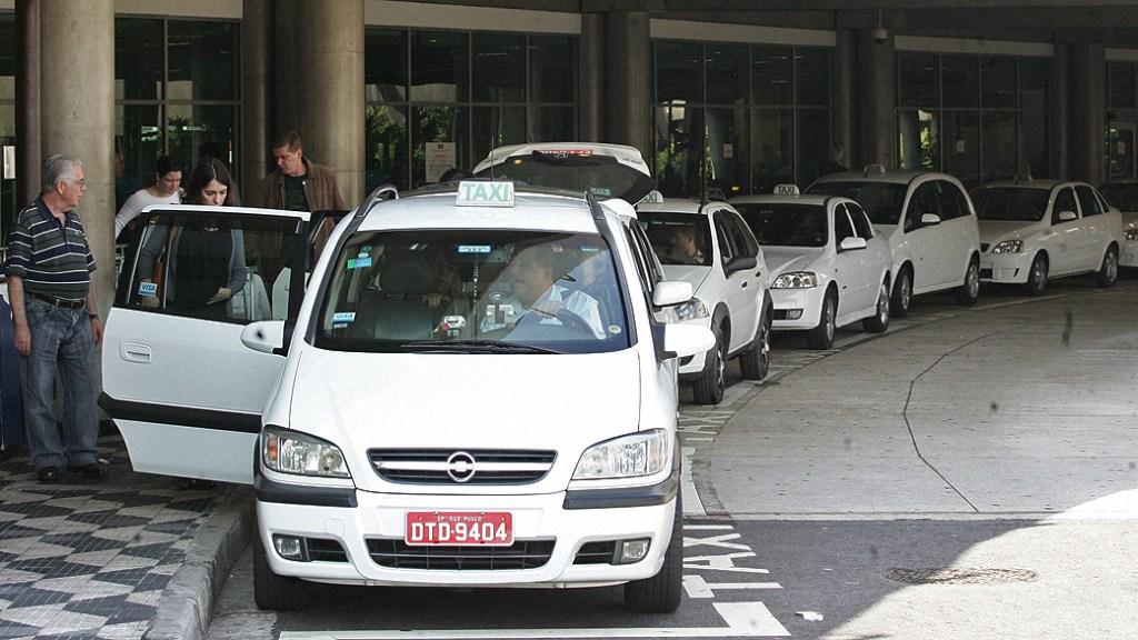 Segundo a PROTESTE, somente táxis de Porto Alegre e São Paulo apresentaram GPS em todas as viagens