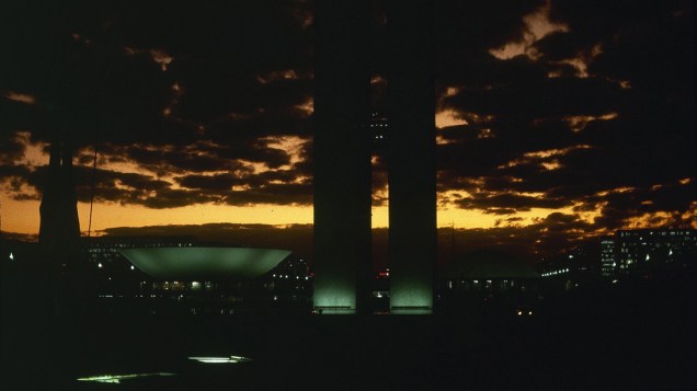 Vista noturna da cidade de Brasília