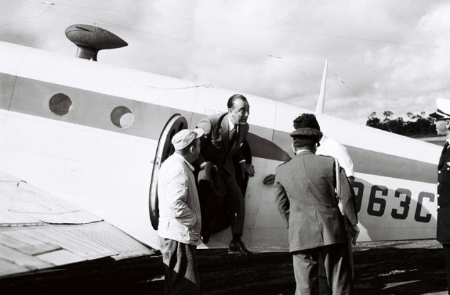 JK desembarca em Brasília, em março de 1958.