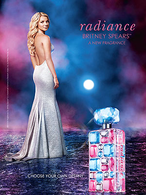 Britney Spears no anúncio do perfume Radiance