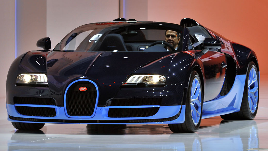 Novo modelo Bugatti, Veyron Grand Sport estreia no Salão de Genebra