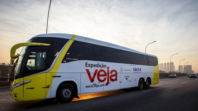 Nesta terça-feira (06), uma equipe de VEJA partiu de São Paulo em um ônibus que percorrerá treze estados e o Distrito Federal com a missão de revelar um Brasil pouco visível
