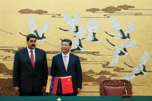Xi Jinping e Nicolás Maduro em evento em Pequim