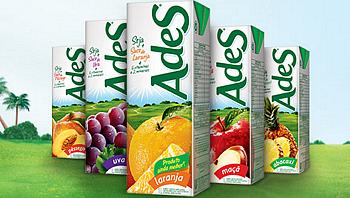 Caixas do suco Ades