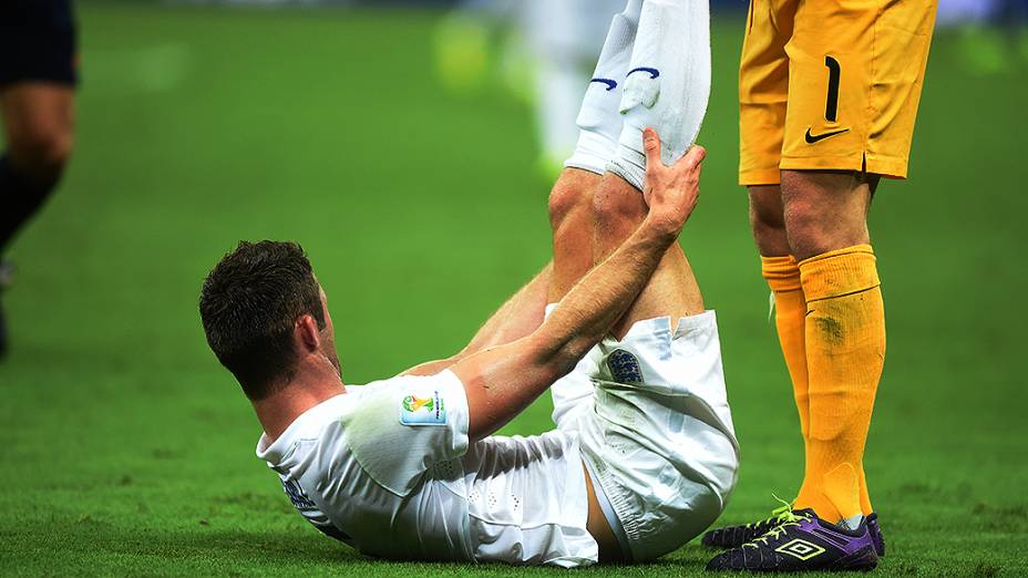  Jogadores sofreram com desidratação e câimbras na partida em que a Itália venceu a Inglaterra por 2 a 1, na noite deste sábado (14), na Arena Amazônia, em Manaus