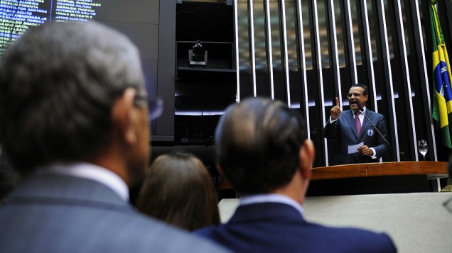 Favorito, Henrique Alves (PMDB-RN) discursa na Câmara