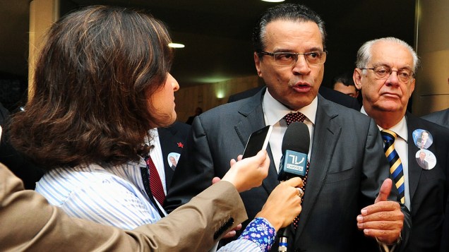 Henrique Alves é eleito o novo presidente da Câmara