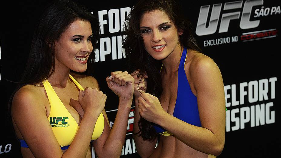 Camile Oliveira (à esq.) e Aline Franzoi durante a pesagem do UFC São Paulo, no Ginásio do Ibirapuera