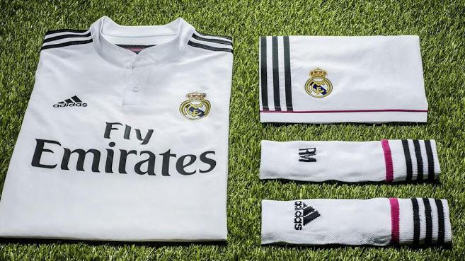 Primeiro uniforme do Real Madrid, atual campeão europeu