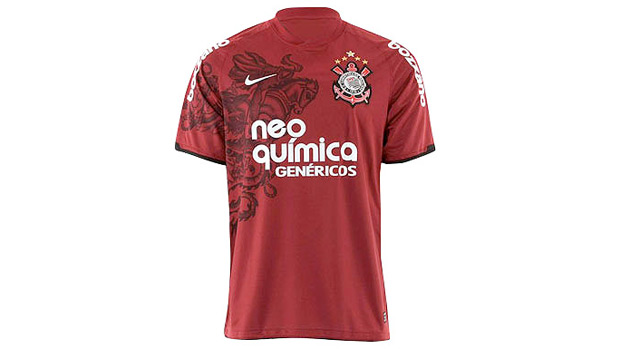 Camiseta do Corinthians, eleita como a mais bela do mundo por site inglês - 19/01/2012