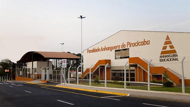 Campus da Anhanguera Educacional na cidade de Piracicaba (SP)