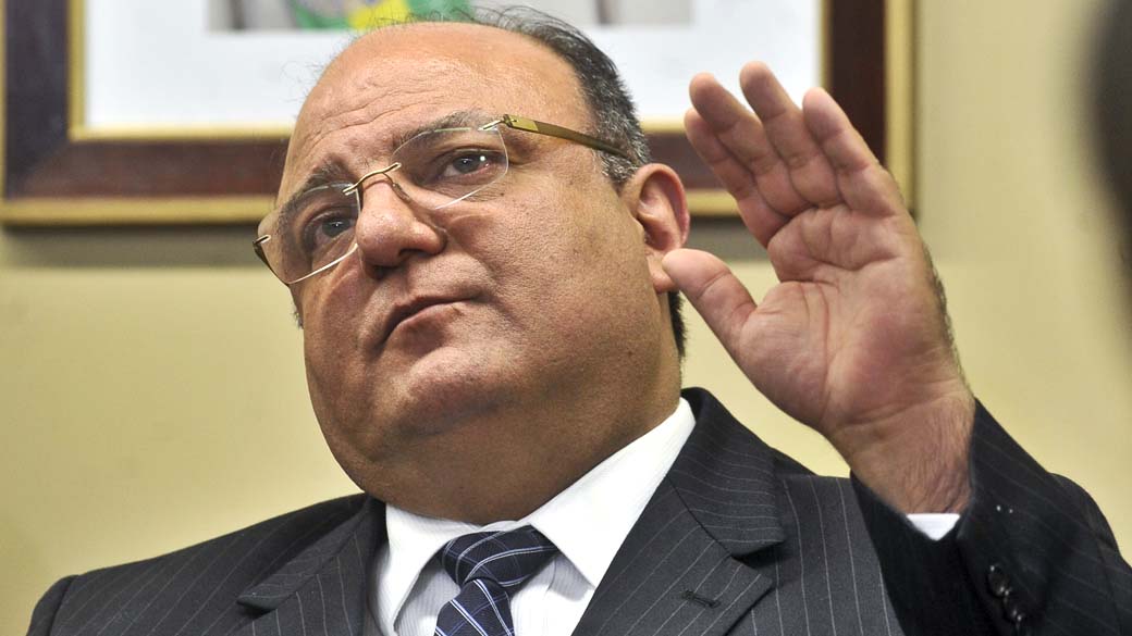 Vaccarezza defende Lupi como ‘um homem honesto’ VEJA