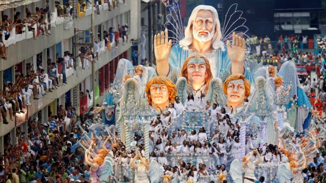 Desfile da escola de samba Beija-Flor, Rio de Janeiro