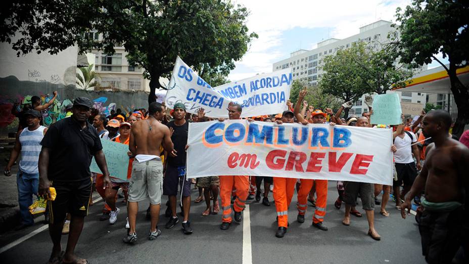 Manifestação de garis no Rio de Janeiro