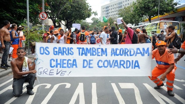 Manifestação de garis no Rio de Janeiro