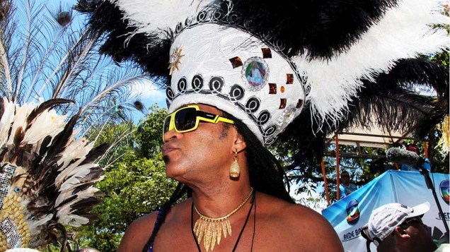 Carlinhos Brown reúne integrantes de entidades afros na estreia do bloco Afródromo, em Campo Grande