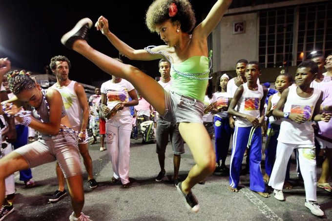 carnaval-savaldor-bahia-samba-axe-20120216-07-original.jpeg